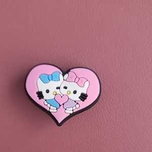 Hello Kitty Heart-Shaped Croc Char.